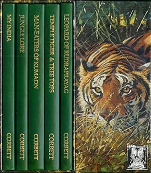 Seller image for MAN-EATERS OF KUMAON; LEOPARD OF RUDRAPRYAG; JUNGLE LORE; MY INDIA; TEMPLE TIGER & TREE TOPS; 5 VOLUMES EN CAJETIN for sale by Librera Maestro Gozalbo