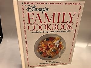 Disney's Family Cookbook: Irresistible Recipes for You and Your Kids