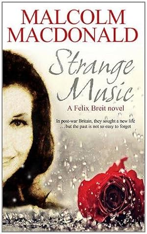 Bild des Verkufers fr Strange Music (Dower House Trilogy) zum Verkauf von WeBuyBooks