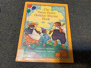 Seller image for The Three Bears Holiday Rhyme Book for sale by Betty Mittendorf /Tiffany Power BKSLINEN