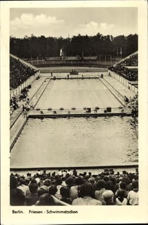 Bild des Verkufers fr Ansichtskarte / Postkarte Berlin Friedrichshain, Friesen Schwimmstadion zum Verkauf von akpool GmbH