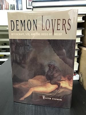 Immagine del venditore per Demon Lovers: Witchcraft, Sex, and the Crisis of Belief venduto da THE PRINTED GARDEN, ABA, MPIBA