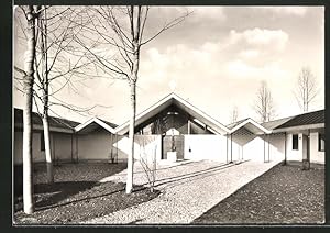 Immagine del venditore per Ansichtskarte Dachau, Karmel Heilig Blut, Vorhof der Kirche venduto da Bartko-Reher