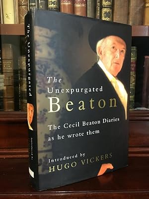 Immagine del venditore per The Unexpurgated Beaton: The Cecil Beaton Diaries as they were written. Introduced by Hugo Vickers. venduto da Time Booksellers