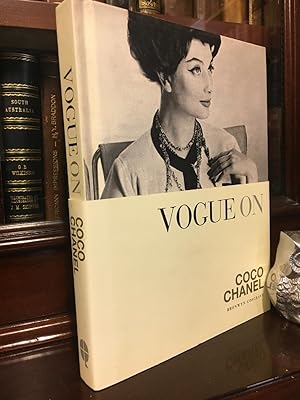 Immagine del venditore per Vogue On: Coco Chanel. venduto da Time Booksellers