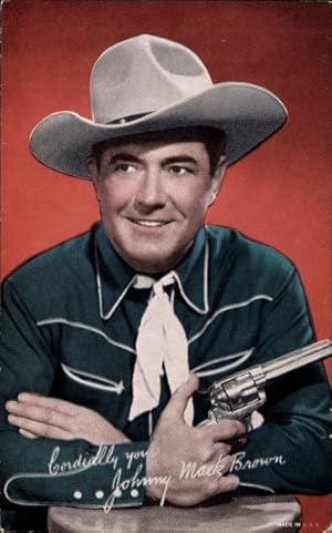 Bild des Verkufers fr Ansichtskarte / Postkarte Schauspieler Johnny Mack Brown, Western, Revolver zum Verkauf von akpool GmbH