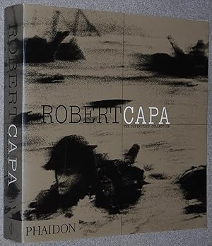 Imagen del vendedor de Robert Capa : the definitive collection a la venta por Springhead Books