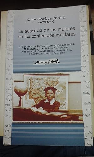 Imagen del vendedor de LA AUSENCIA DE LAS MUJERES EN LOS CONTENIDOS ESCOLARES (Madrid, 2004) a la venta por Multilibro