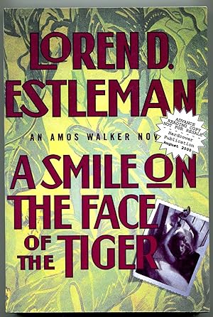 Bild des Verkufers fr A Smile on the Face of the Tiger (The Amos Walker Series #15) zum Verkauf von Monroe Stahr Books