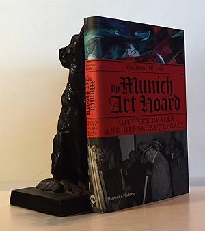Immagine del venditore per THE MUNICH ART HOARD. Hitler's Dealer & His Secret Legacy venduto da A&F.McIlreavy.Buderim Rare Books