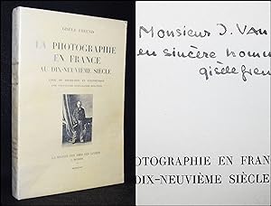 La photographie en France au dix-neuvième siècle. Essai de sociologie et d'esthétique. Avec vingt...