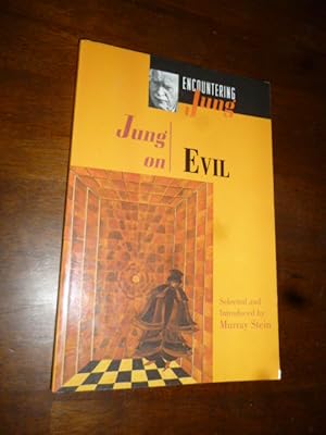 Immagine del venditore per Jung on Evil (Encountering Jung) venduto da Gargoyle Books, IOBA