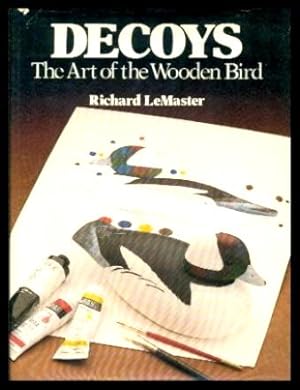 Image du vendeur pour DECOYS - The Art of the Wooden Bird mis en vente par W. Fraser Sandercombe