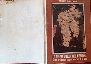 Imagen del vendedor de La nuova viticultura siciliana a la venta por librisaggi