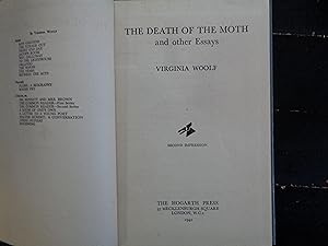 Imagen del vendedor de The death of the moth and other essays a la venta por Hill Country Books