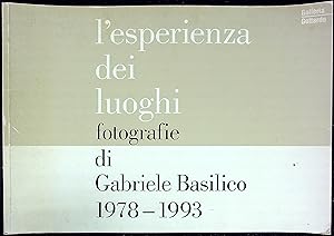 Bild des Verkufers fr L'Esperienza dei Luoghi Fotografie di Gabriele Basilico 1978-1993 zum Verkauf von Wonder Book