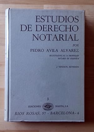 Imagen del vendedor de ESTUDIOS DE DERECHO NOTARIAL a la venta por Itziar Arranz Libros & Dribaslibros