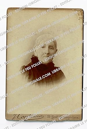 Image du vendeur pour Portrait photographique d'Hermance Delhaye Destouches, grand-mre paternelle de Louis-Ferdinand Cline mis en vente par Librairie Le Feu Follet