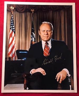 Glossy 8X10 Photograph SIGNED by President Gerald Ford