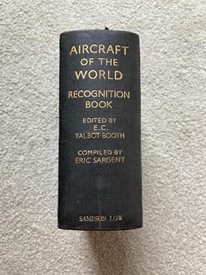 Bild des Verkufers fr Aircraft of the World: A Recognition Book zum Verkauf von Carvid Books