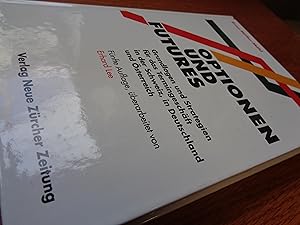 Bild des Verkufers fr Optionen und Futures: Grundlagen und Strategien fr das Termingeschft in der Schweiz, Deutschland und sterreich (Livre en allemand) zum Verkauf von suspiratio - online bcherstube