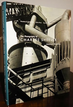 Bild des Verkufers fr The Photography of Charles Sheeler American Modernist zum Verkauf von Derringer Books, Member ABAA