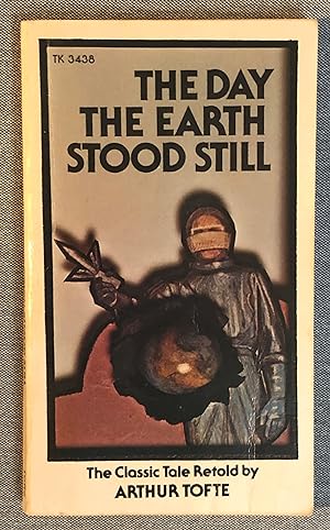 The Day the Earth Stood Still (vintage mmpb) [first printing]