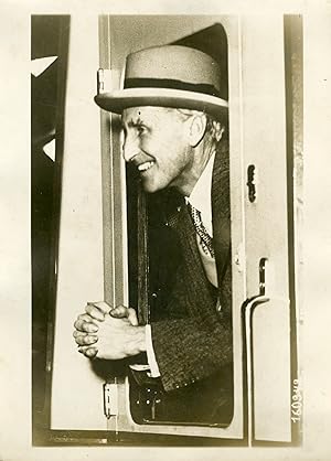 "CONFLIT SINO-JAPONAIS (LORD LYTTON en partance pour la Mandchourie 1931)" Photo de presse origin...
