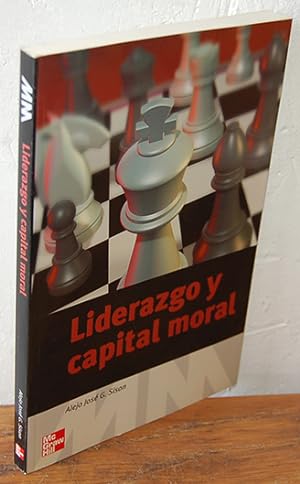Imagen del vendedor de LIDERAZGO Y CAPITAL MORAL a la venta por EL RINCN ESCRITO