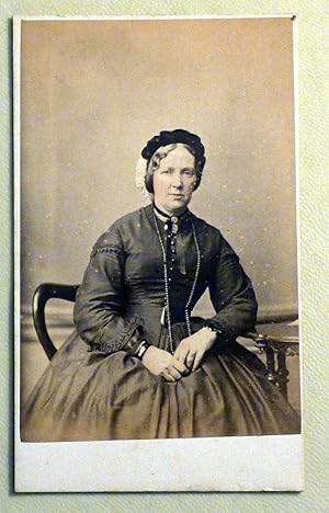 Carte de Visite - SITTING PHOTOGRAPH PORTRAIT OF A LADY (coloured)
