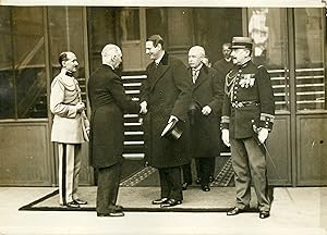 "Le PRINCE HÉRITIER du DANEMARK et Mr de FOUQUIÈRES Chef du protocole de l'Elysée (1932)" / Photo...