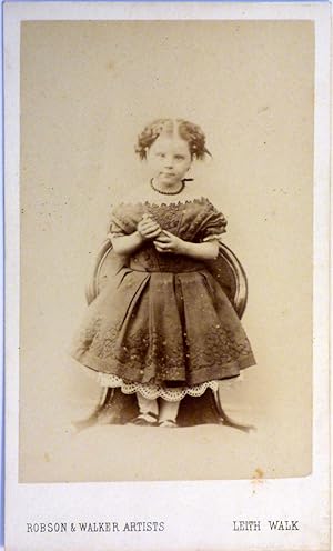 Carte de Visite - PHOTOGRAPH PORTRAIT OF A CHILD (Madge Fiddes Wilson AET 4)
