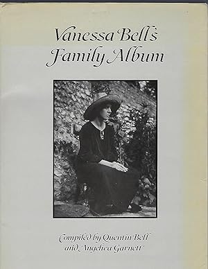 Image du vendeur pour Vanessa Bell's Family Album mis en vente par Turn-The-Page Books