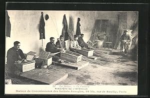 Carte postale Paris, Maison de Convalescence des Soldats Aveugles, La Vannerie, Blinde Korbflechter