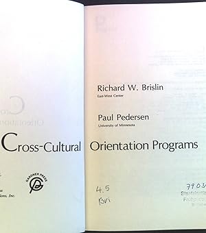 Immagine del venditore per Cross-cultural Orientation Programs venduto da books4less (Versandantiquariat Petra Gros GmbH & Co. KG)