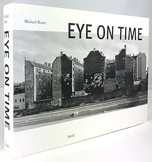 Bild des Verkufers fr Eye on time. Erste Auflage. (Texte in dt. u. engl. Sprache). zum Verkauf von Antiquariat Heiner Henke