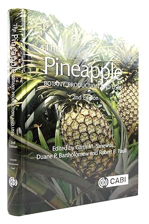 Image du vendeur pour THE PINEAPPLE: BOTANY, PRODUCTION AND USES mis en vente par Stella & Rose's Books, PBFA