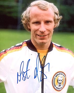 Image du vendeur pour Berti Vogts Autograph | signed photographs mis en vente par Markus Brandes Autographs GmbH