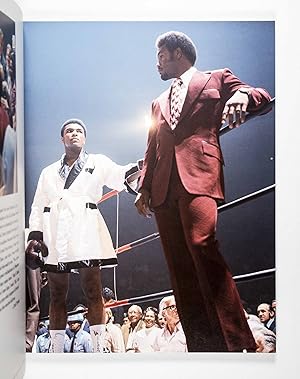 Bild des Verkufers fr Muhammad Ali Memories [SIGNED] zum Verkauf von ERIC CHAIM KLINE, BOOKSELLER (ABAA ILAB)