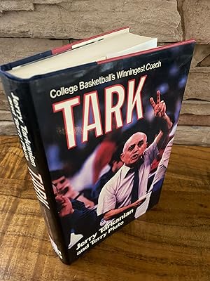Image du vendeur pour Tark: College Basketball's Winningest Coach mis en vente par The Book Medley