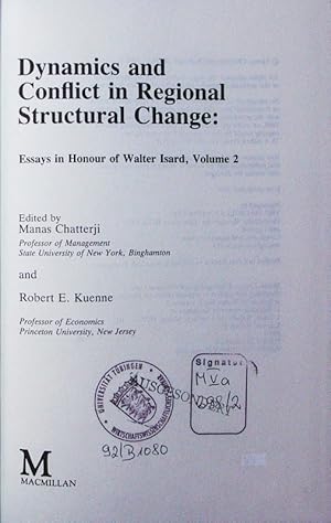 Bild des Verkufers fr Essays in honour of Walter Isard. - 2. Dynamics and conflict in regional structural change. zum Verkauf von Antiquariat Bookfarm
