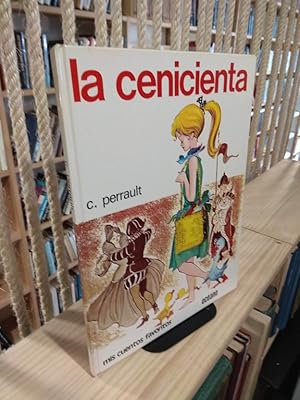 Seller image for Mis cuentos favoritos. La cenicienta for sale by Libros Antuano