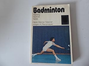 Bild des Verkufers fr Badminton. Training, Technik, Taktik. rororo-Sportbcher. TB zum Verkauf von Deichkieker Bcherkiste