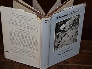 Image du vendeur pour THOMAS HARDY : A CRITICAL BIOGRAPHY mis en vente par CHESIL BEACH BOOKS