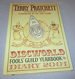 Bild des Verkufers fr Discworld Fools Guild Yearbook and Diary 2001 zum Verkauf von Bramble Books
