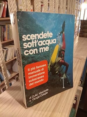 Image du vendeur pour Scendete sott' acqua con me mis en vente par Libros Antuano