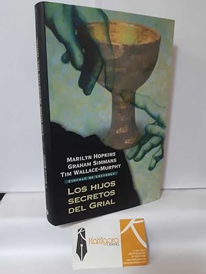 Seller image for LOS HIJOS SECRETOS DEL GRIAL for sale by Librera Kattigara