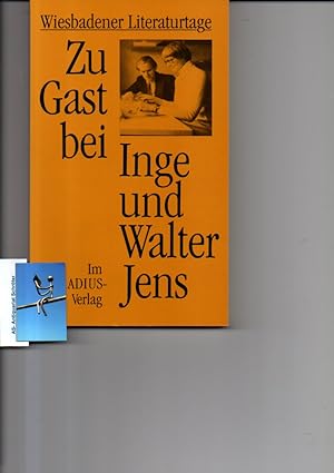 Zu Gast bei Inge und Walter Jens. Wiesbadener Literaturtage. [signiert, signed, Widmung].