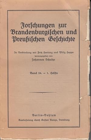 Imagen del vendedor de Band 54, 1. Hlfte - Forschungen zur Brandenburgischen und Preuischen Geschichte. - Enthalten: Willy Hoppe - Nachruf auf Otto Tschirch / Karl Haenchen: Die Berufung der Brder Grimm nach Berlin / Erich Hassinger: Preuen und Frankreich im spanischen Erbfolgekrieg / Hans Saring: Die Mitglieder des Kammergerichts zu Berlin unter dem Groen Kurfrsten / Hermann Fricke: Ars Poetica an der Viadrina / Kleine Beitrge und Mitteilungen / Neue Erscheinungen / Sitzungsberichte. a la venta por Antiquariat Carl Wegner