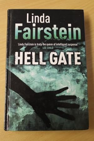 Imagen del vendedor de Hell Gate a la venta por WeBuyBooks